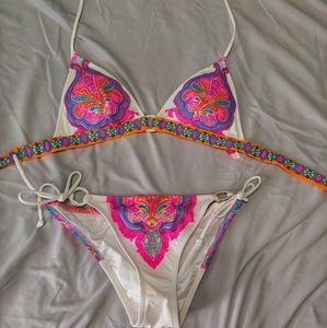 Victoria's Secret Size M paisley white bikini